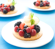 Jacqui_Blanchard_Photography_Shortbread with Berries_Thumbnail